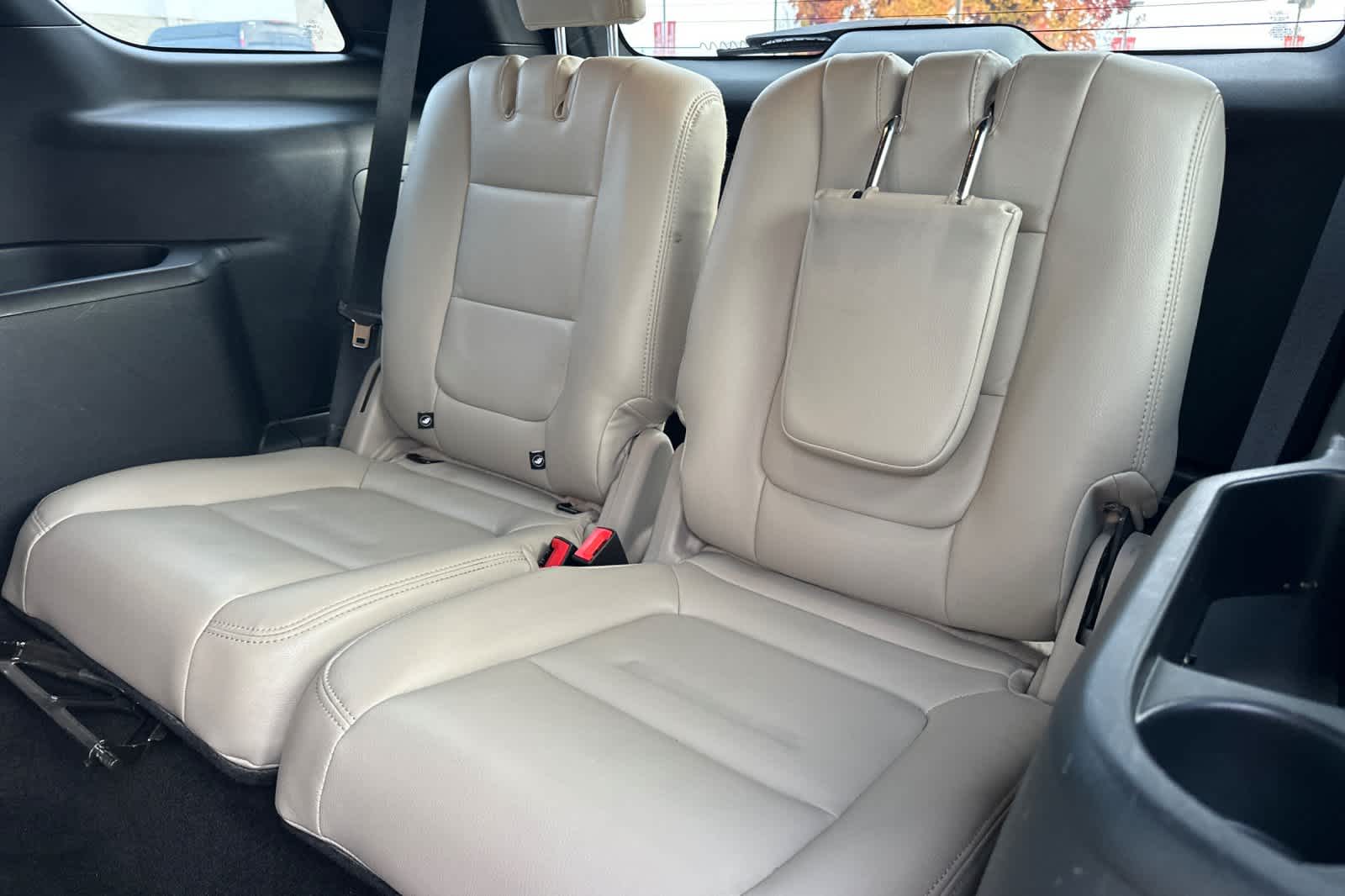 Thumbnail: 2018 Ford Explorer - 15