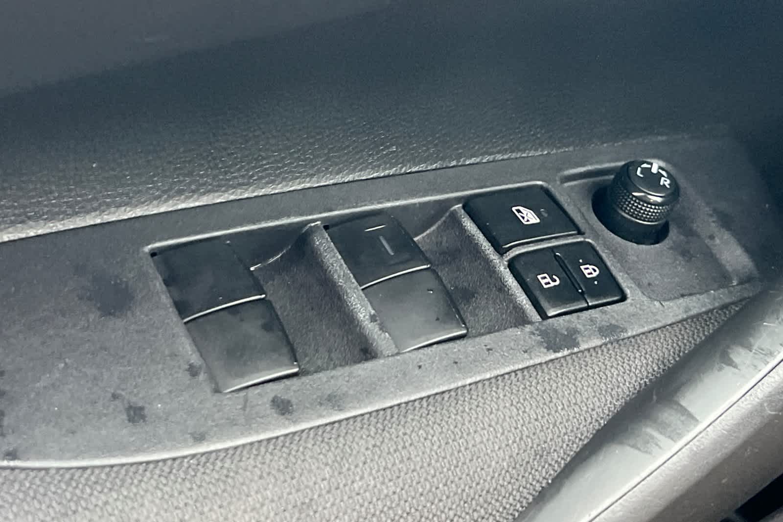 Thumbnail: 2023 Toyota Corolla - 14