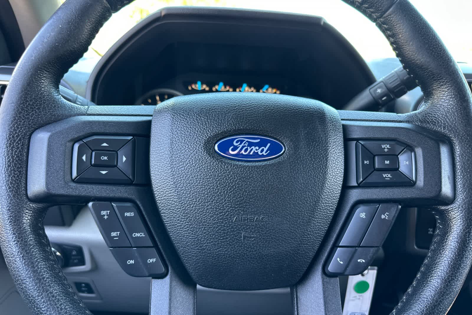 Thumbnail: 2015 Ford F-150 - 21