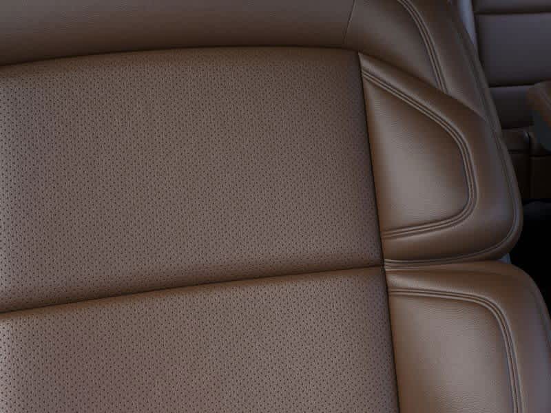 Thumbnail: 2025 Lincoln Navigator L - 17