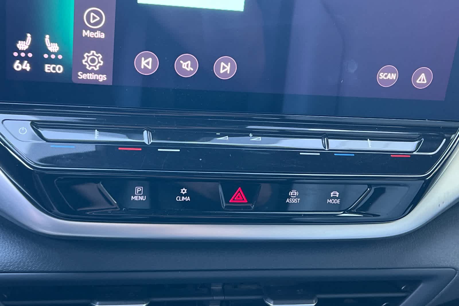 Thumbnail: 2021 Volkswagen ID.4 - 20