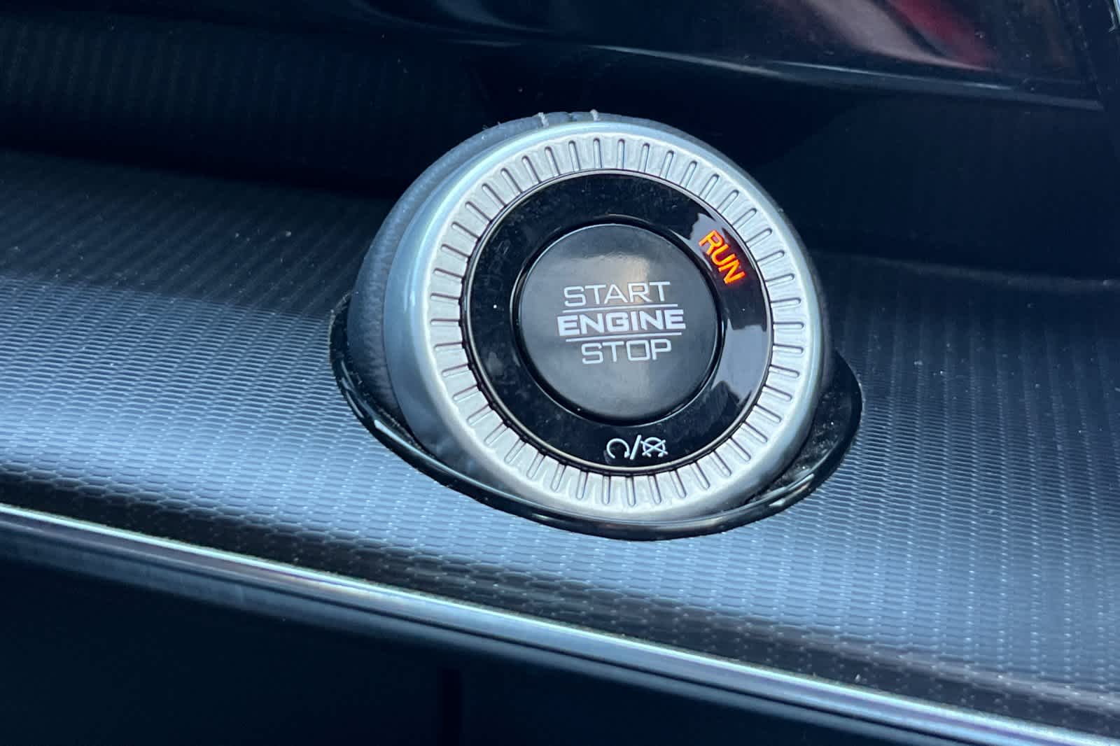 Thumbnail: 2024 Jeep Grand Wagoneer L - 25