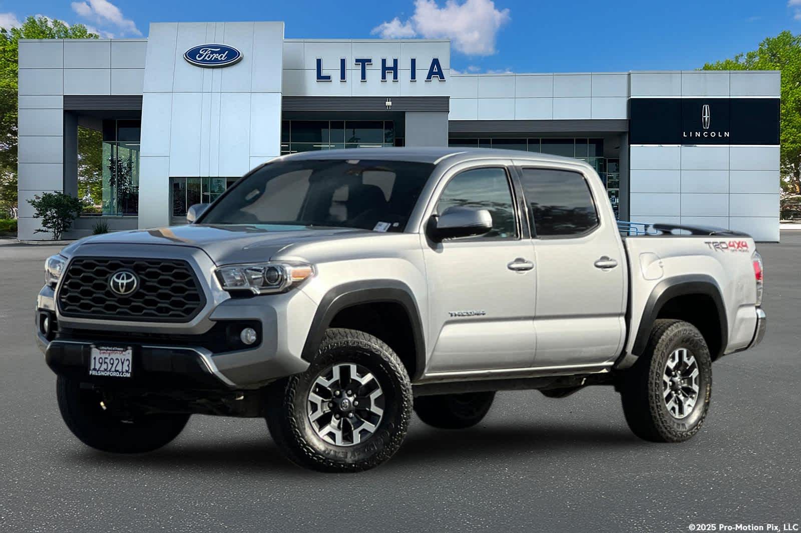 Thumbnail: 2020 Toyota Tacoma - 1