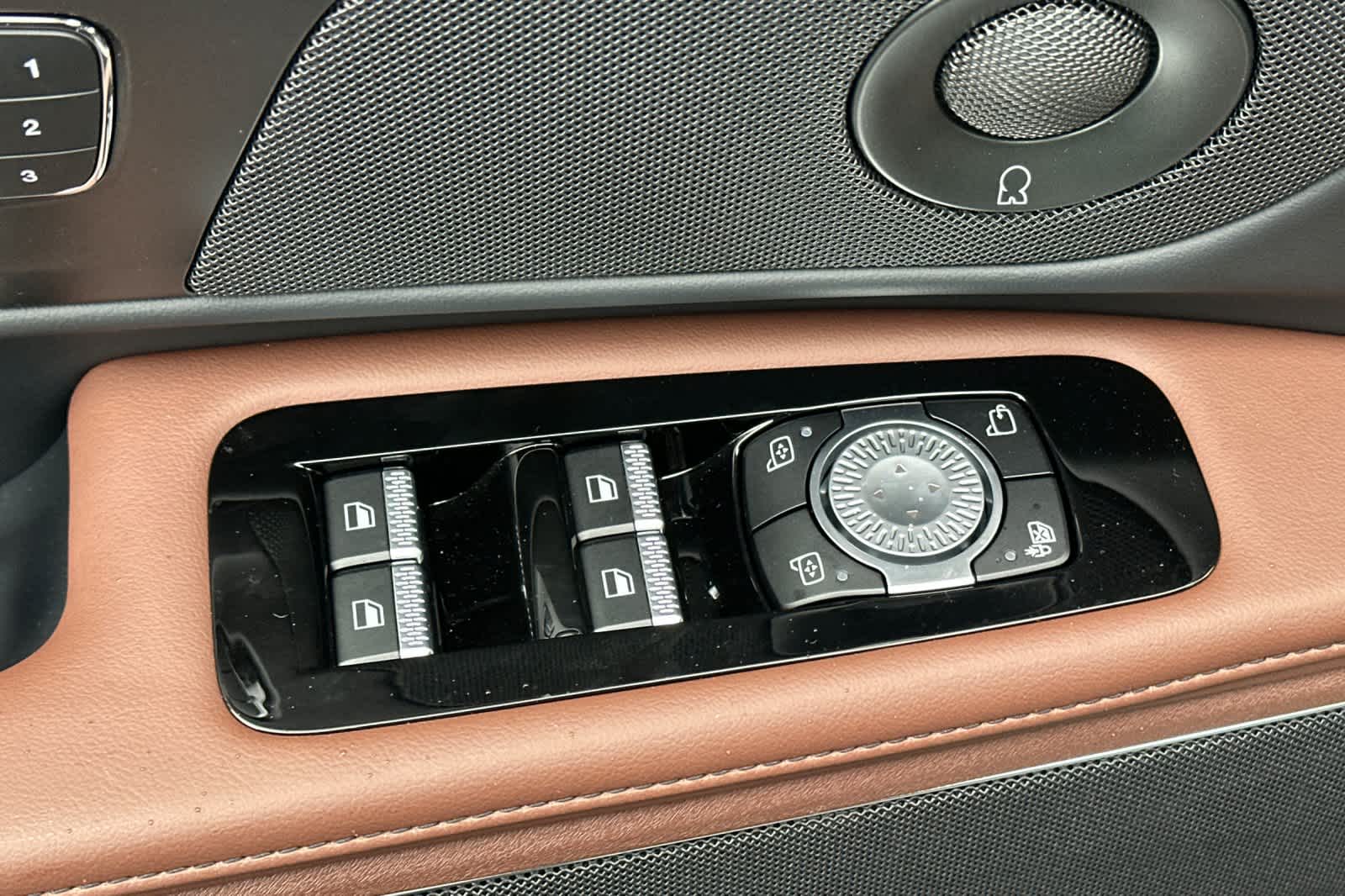 Thumbnail: 2026 Lincoln Nautilus - 14