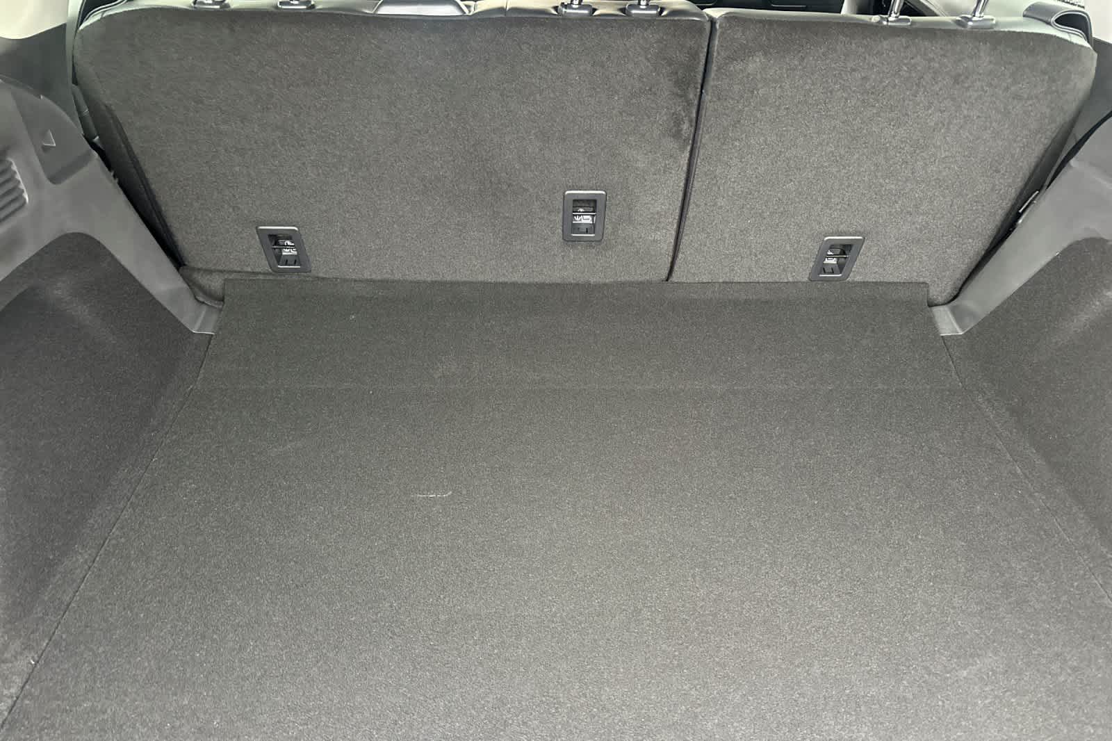 Thumbnail: 2026 Lincoln Nautilus - 16