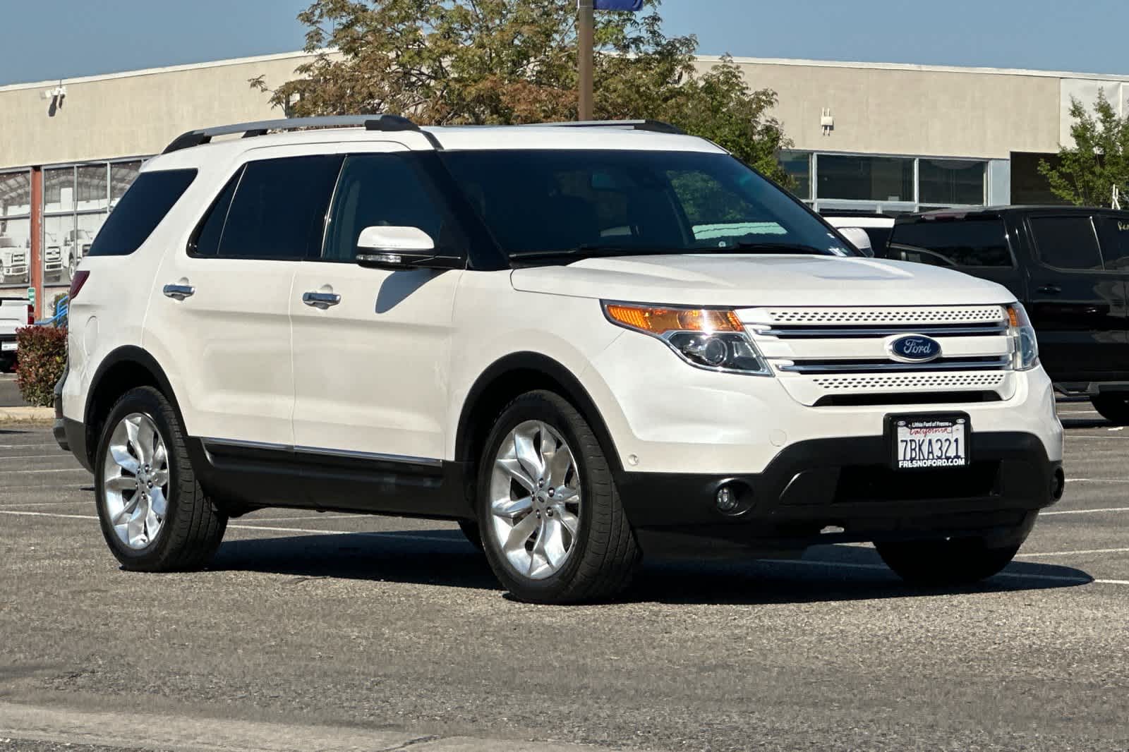 Thumbnail: 2014 Ford Explorer - 9