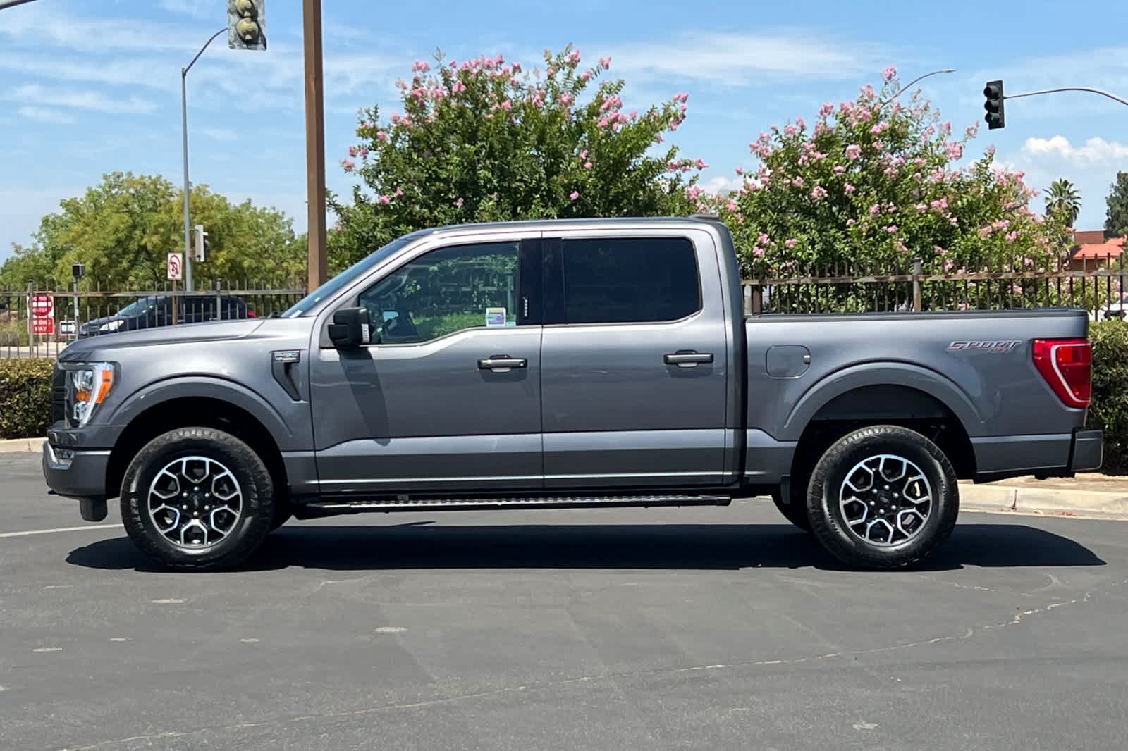 Thumbnail: 2022 Ford F-150 - 6