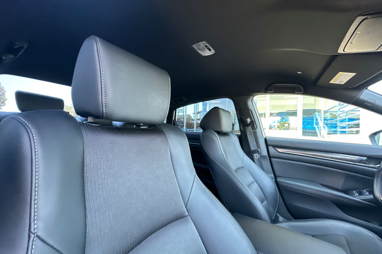 Thumbnail: 2019 Honda Accord - 16