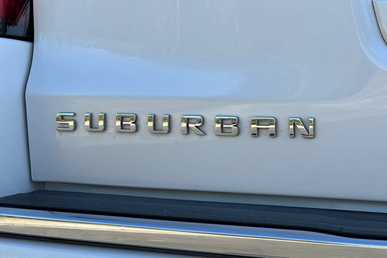 Thumbnail: 2016 Chevrolet Suburban - 28