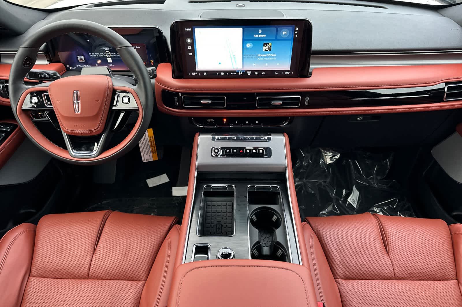 Thumbnail: 2026 Lincoln Aviator - 3