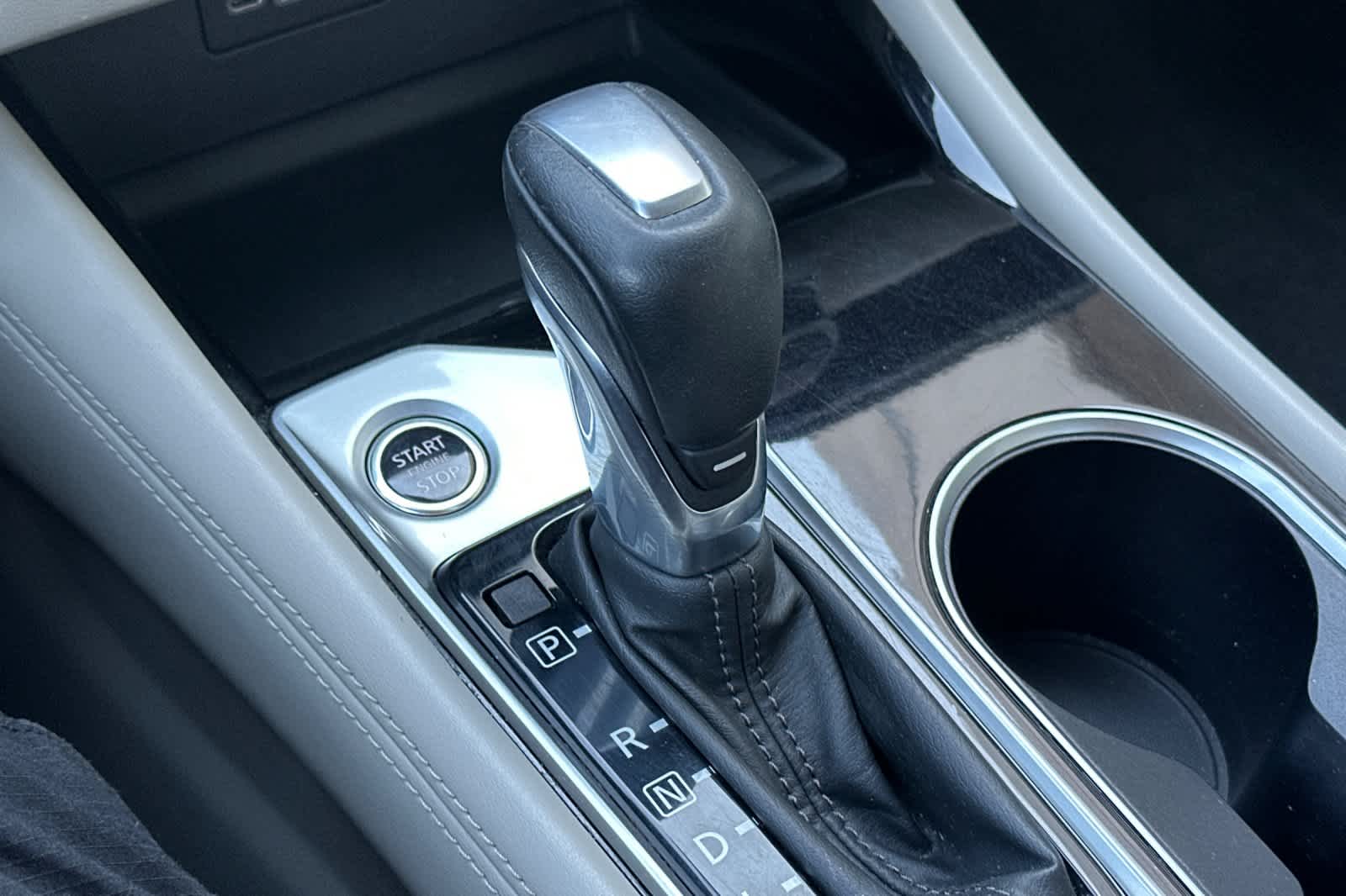 2022 Nissan Altima SL 20