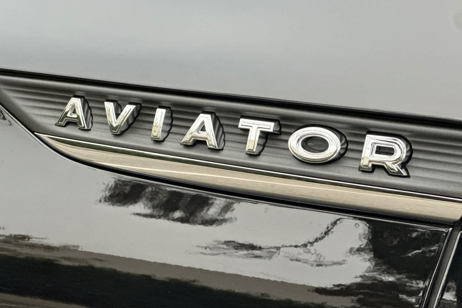 Thumbnail: 2026 Lincoln Aviator - 29