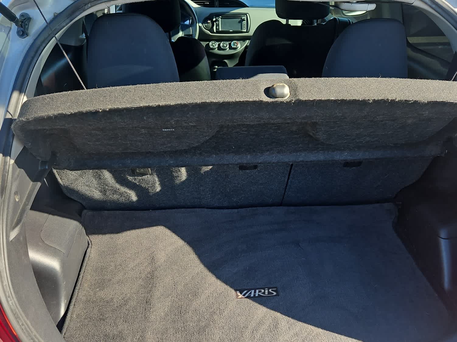 Thumbnail: 2015 Toyota Yaris - 9