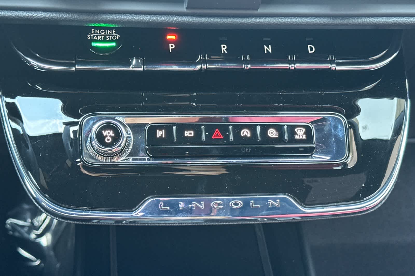 Thumbnail: 2025 Lincoln Corsair - 22