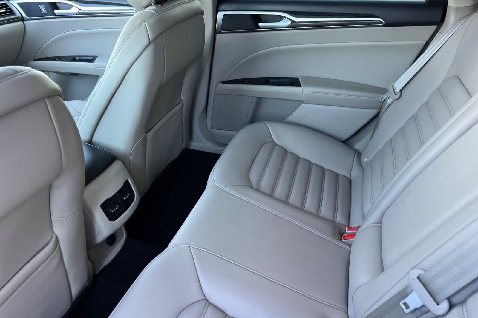 Thumbnail: 2019 Ford Fusion - 4