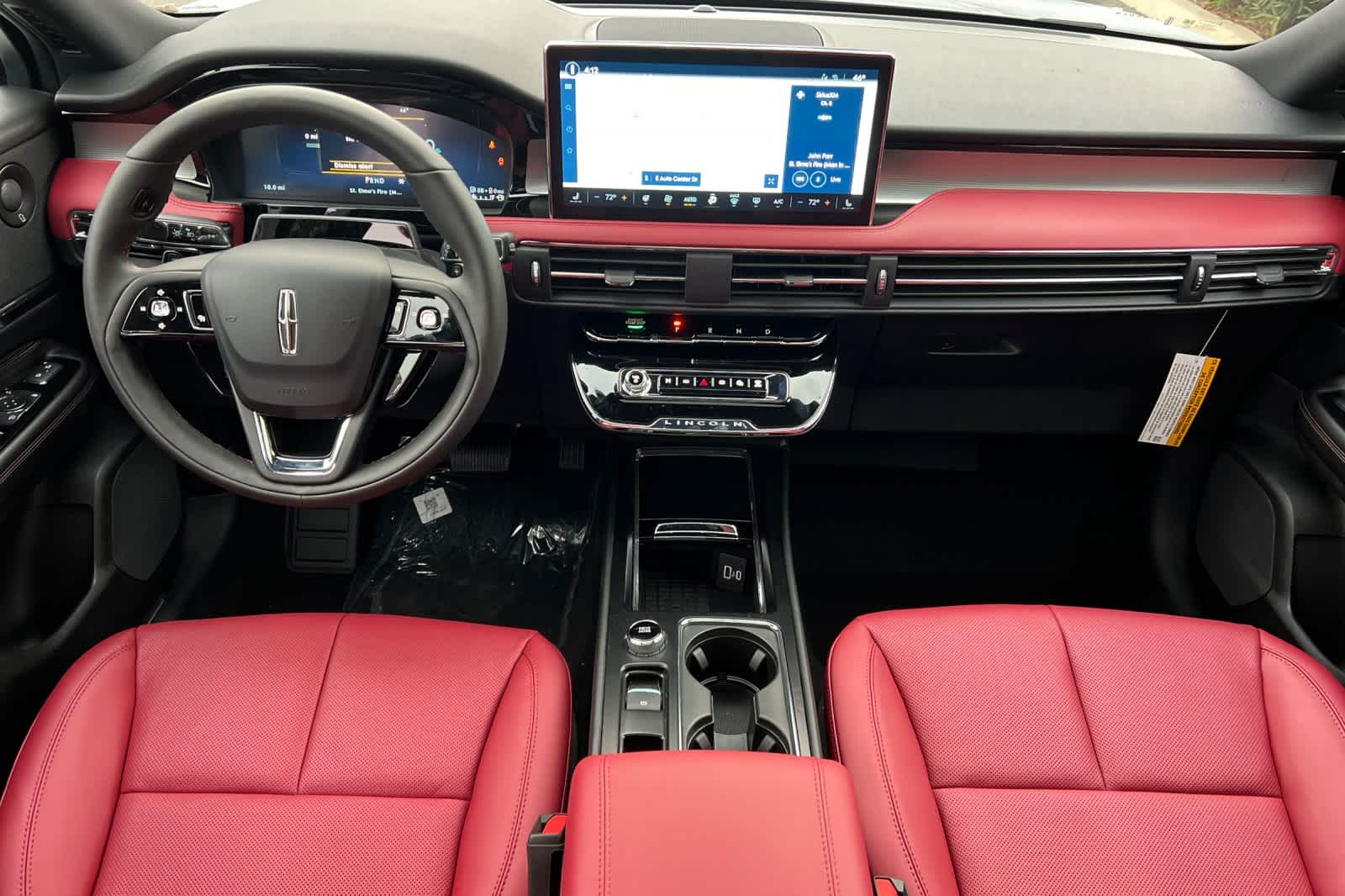 Thumbnail: 2026 Lincoln Corsair - 3