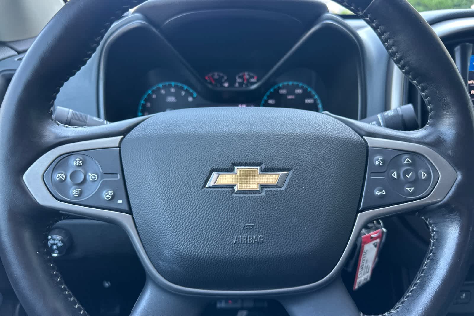 Thumbnail: 2020 Chevrolet Colorado - 21
