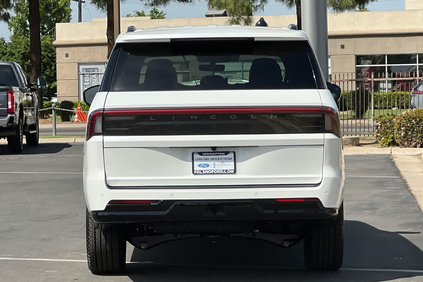 Thumbnail: 2026 Lincoln Navigator - 7