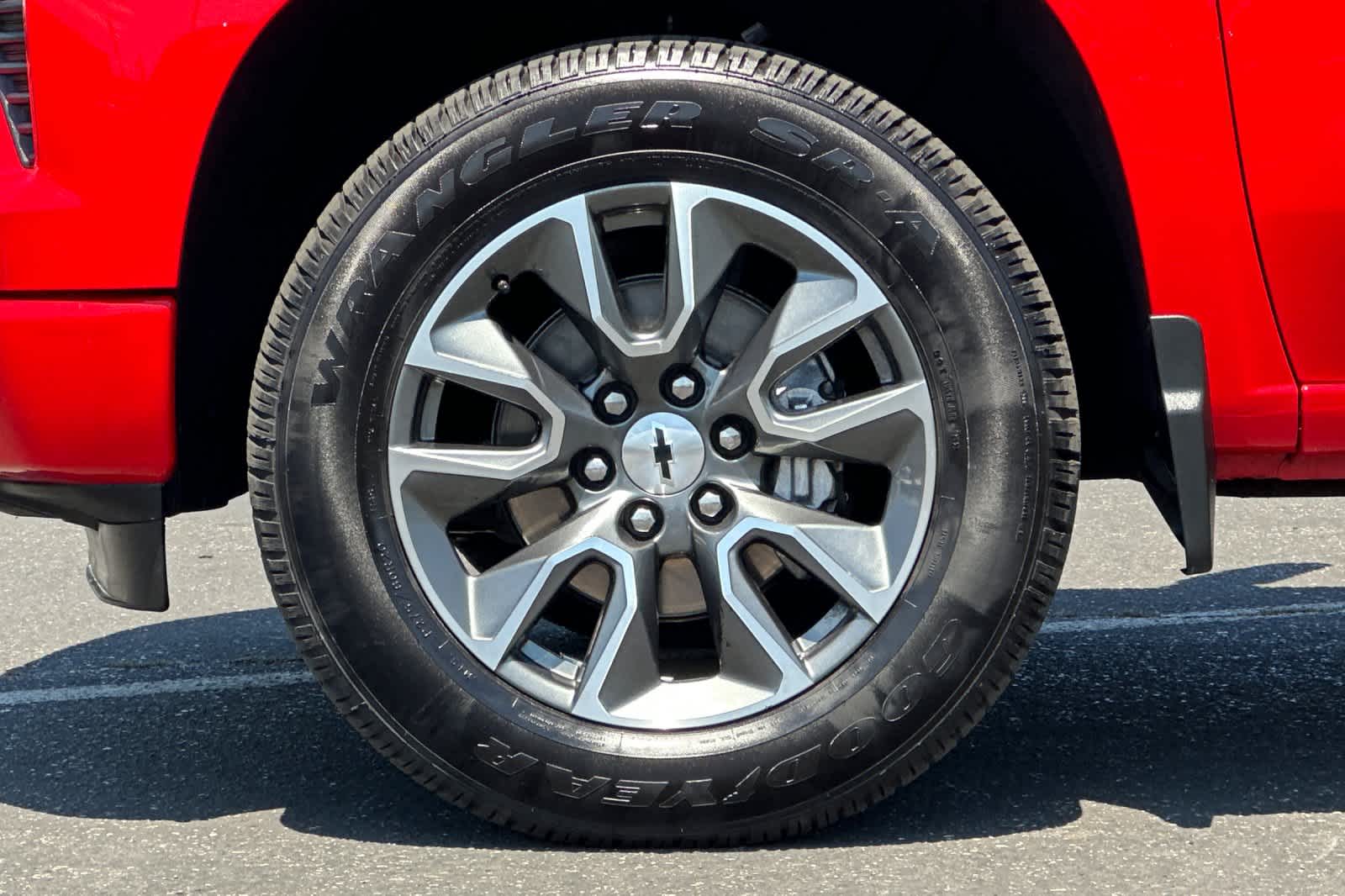 Thumbnail: 2023 Chevrolet Silverado 1500 - 26