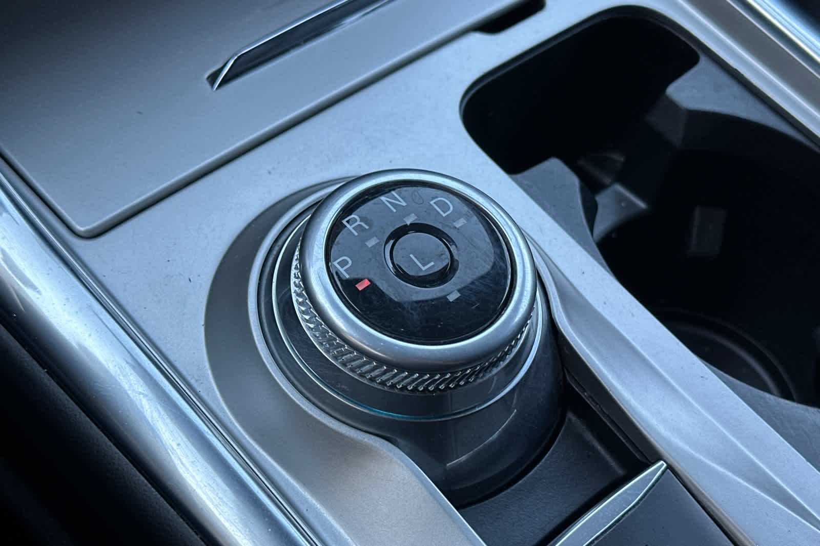 Thumbnail: 2022 Ford Explorer - 23
