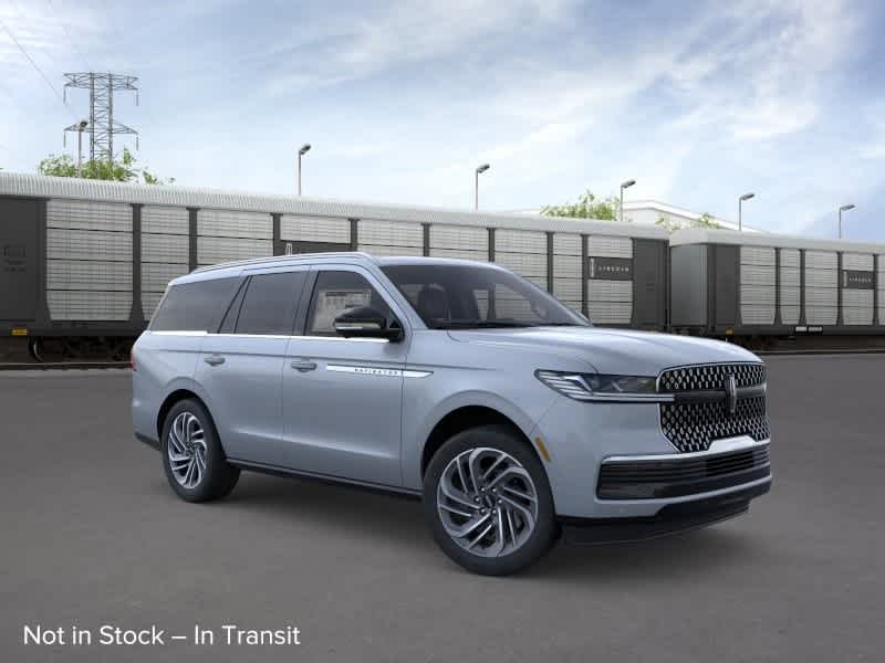 Thumbnail: 2026 Lincoln Navigator - 7