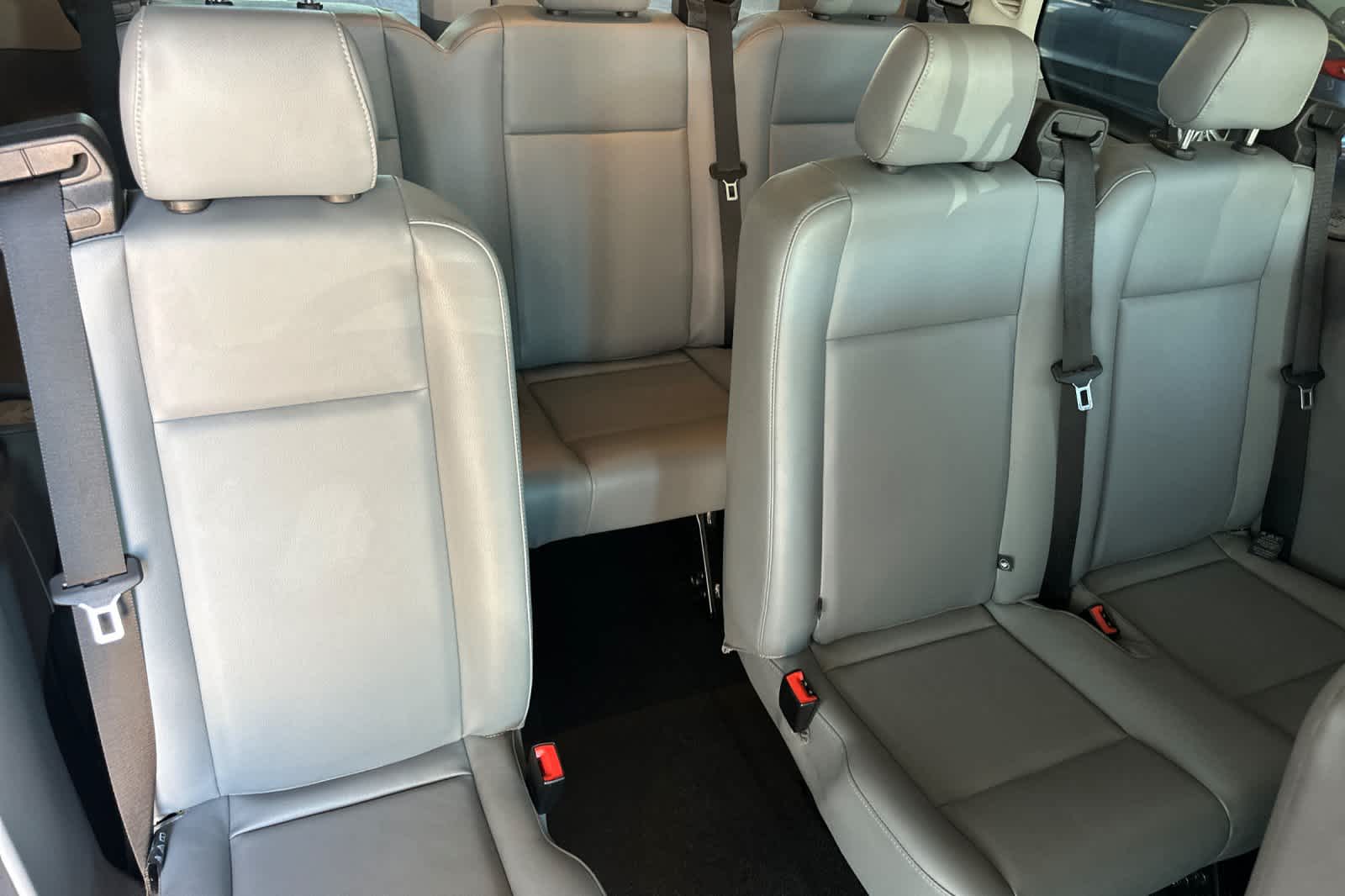 Thumbnail: 2016 Ford Transit Series - 15