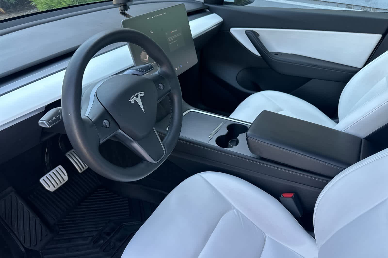 Thumbnail: 2021 Tesla Model Y - 11