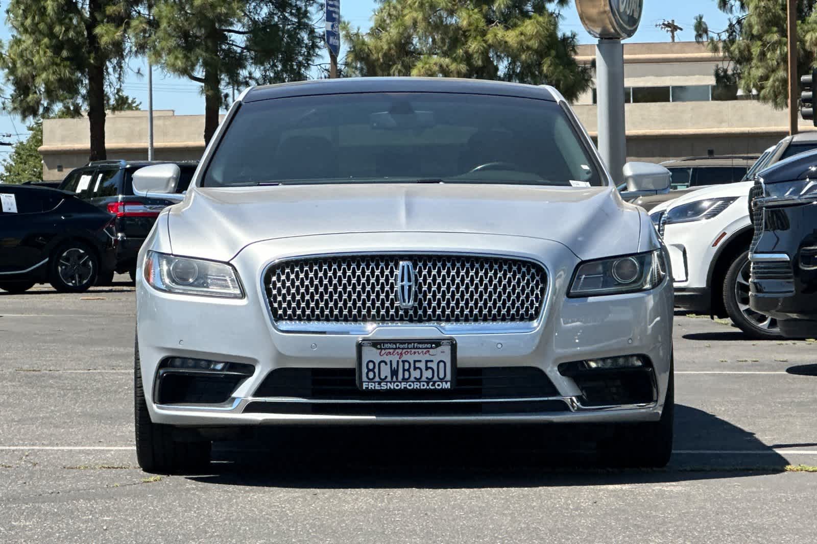 Thumbnail: 2018 Lincoln Continental - 11