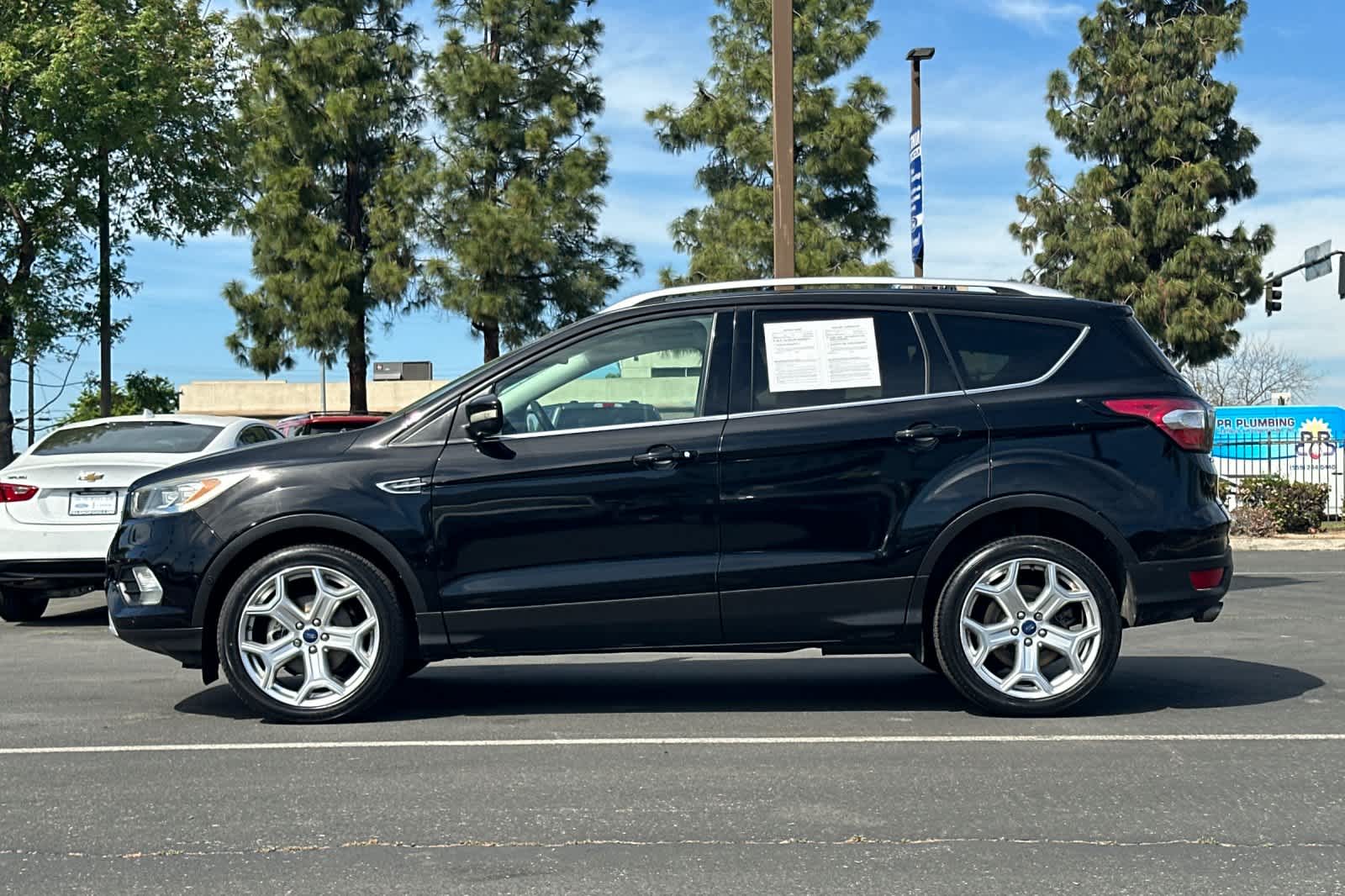 Thumbnail: 2017 Ford Escape - 6