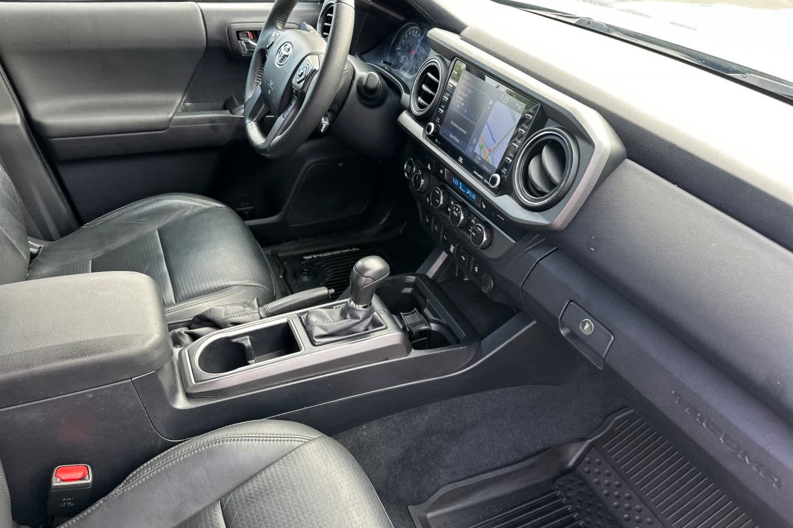 Thumbnail: 2021 Toyota Tacoma - 15