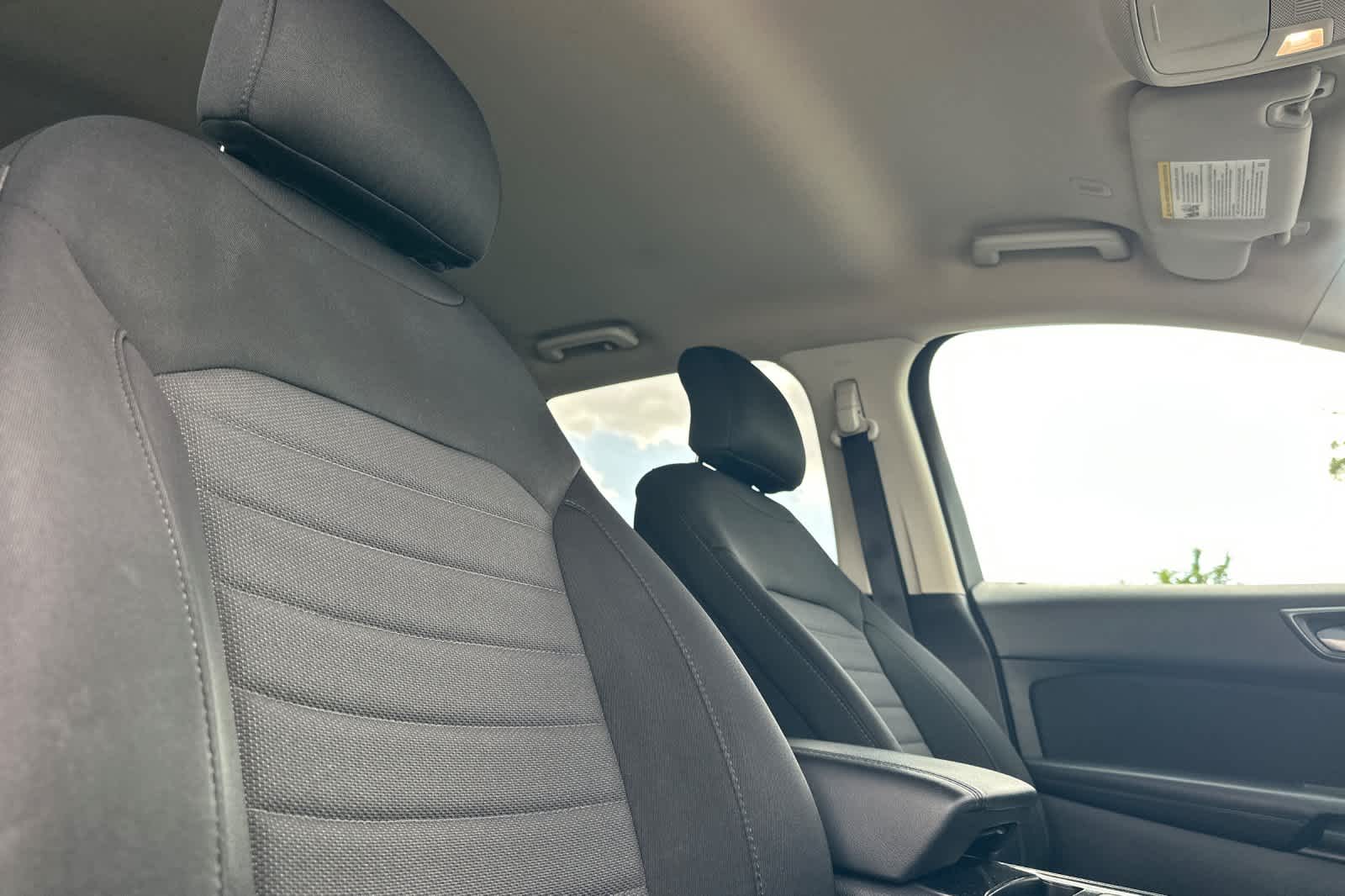 Thumbnail: 2019 Ford Edge - 18