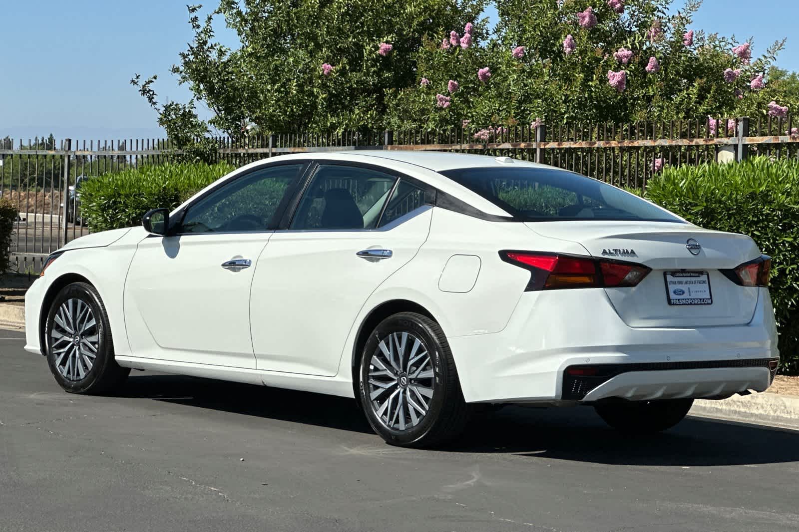 2025 Nissan Altima SV 6