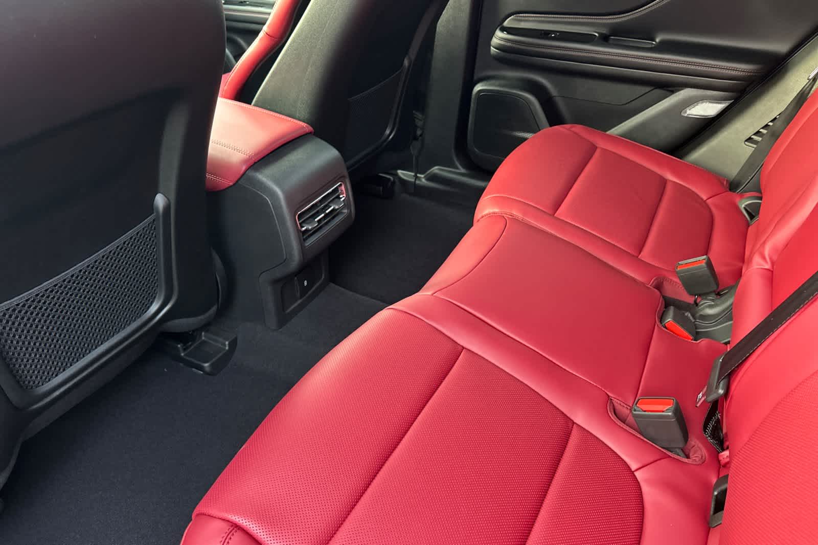 Thumbnail: 2026 Lincoln Corsair - 4