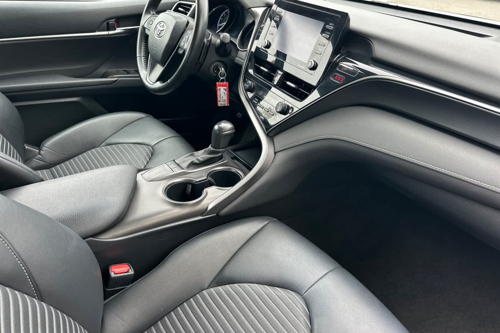 Thumbnail: 2023 Toyota Camry - 16