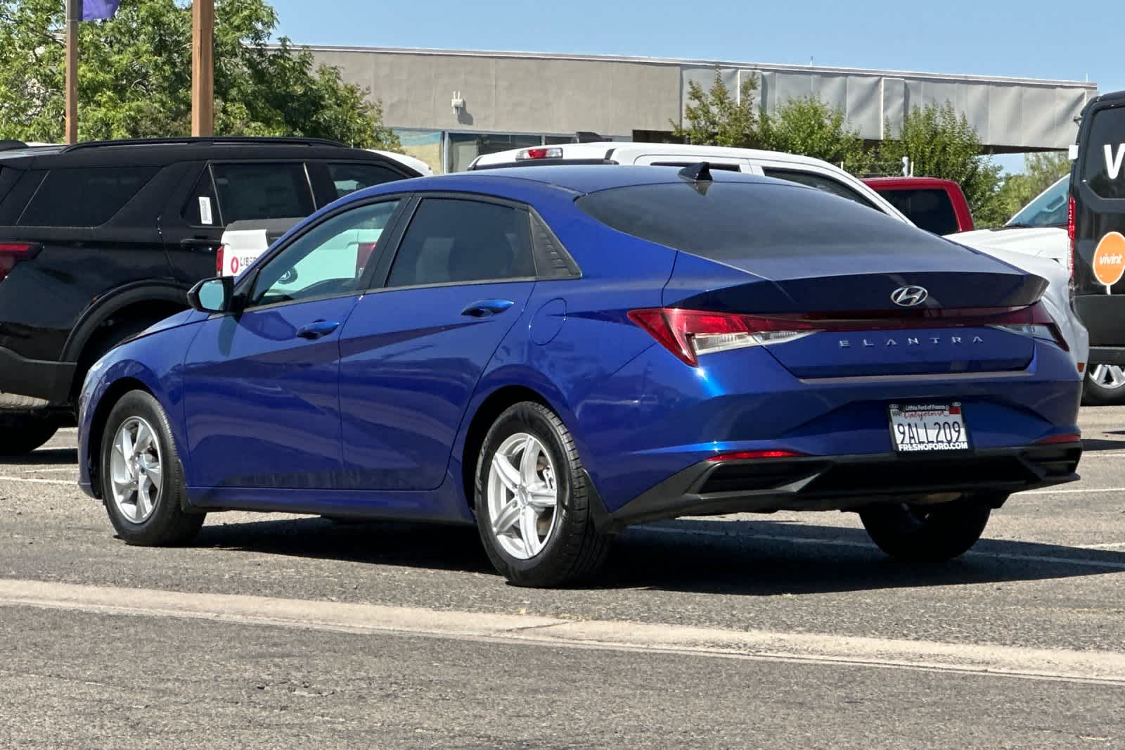 Thumbnail: 2022 Hyundai Elantra - 6
