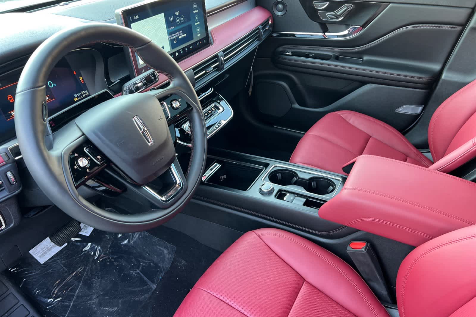 Thumbnail: 2026 Lincoln Corsair - 12