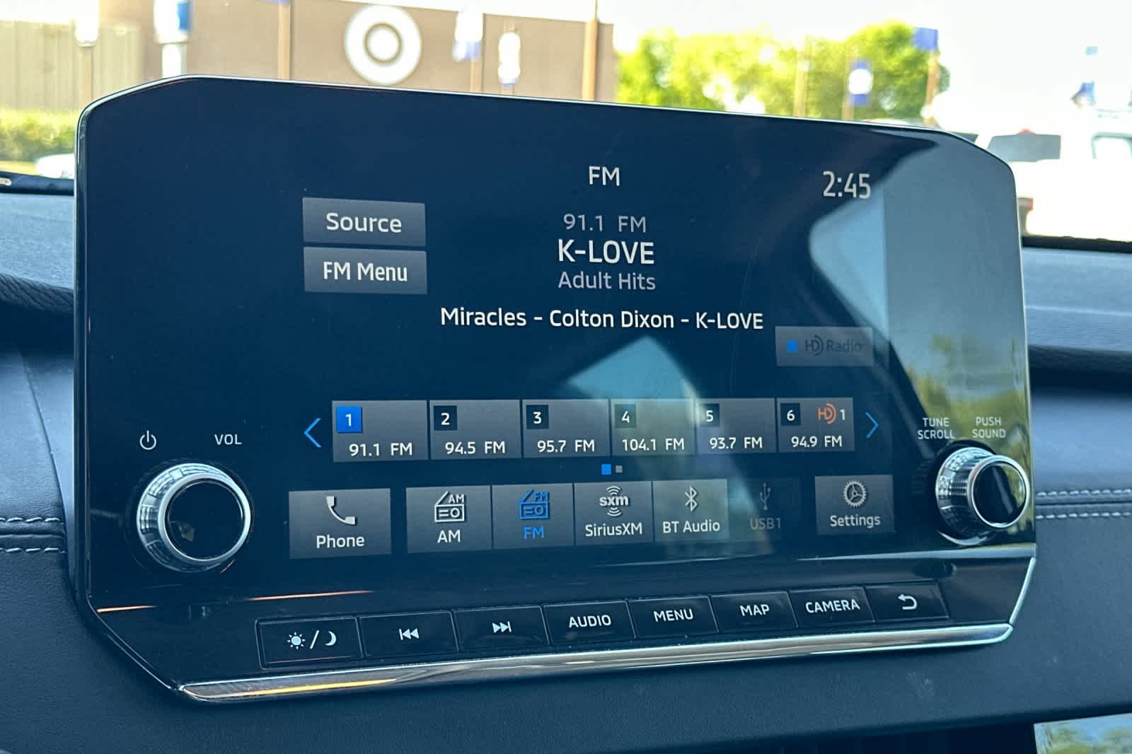 Thumbnail: 2023 Mitsubishi Outlander - 18