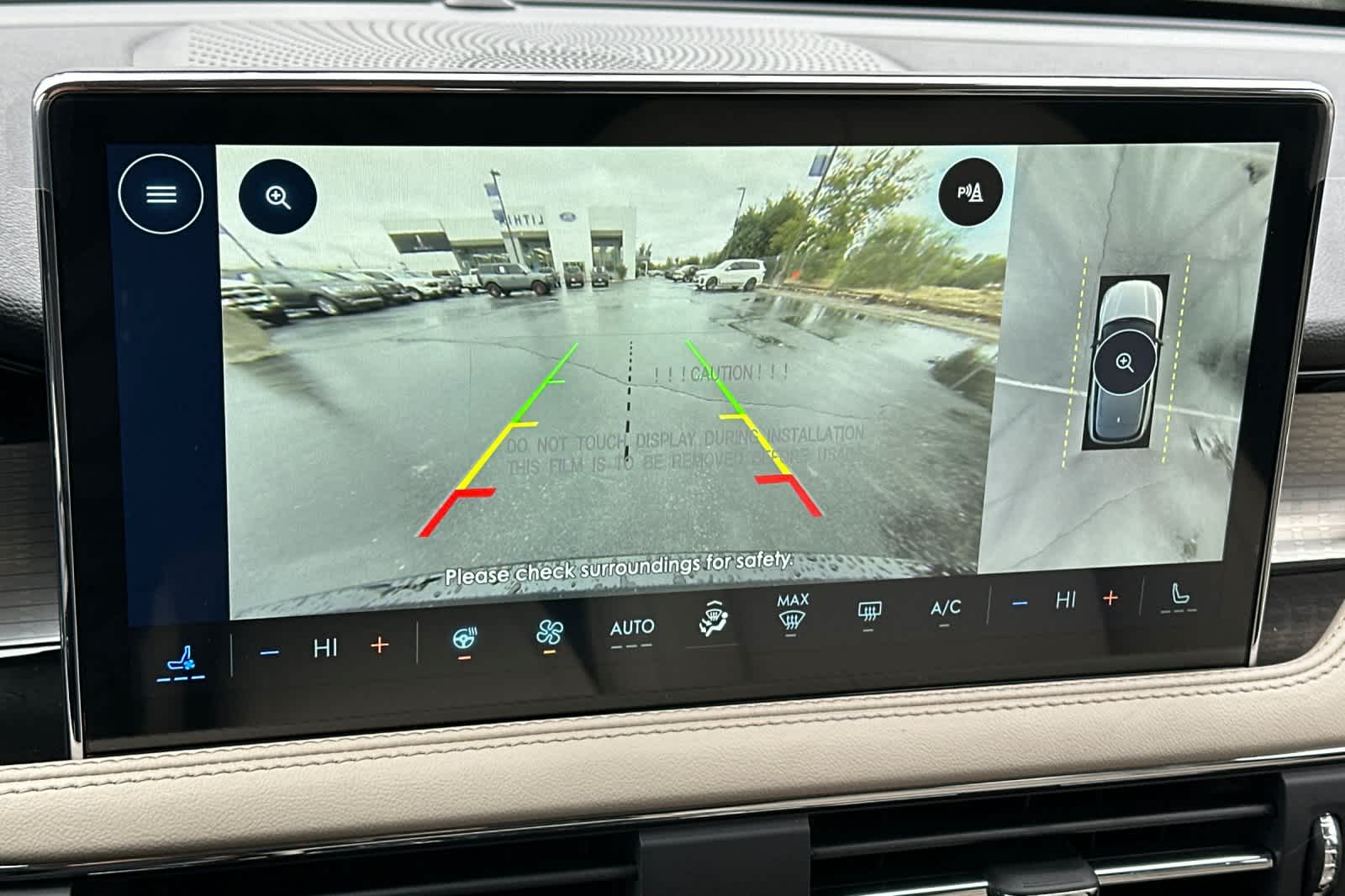 Thumbnail: 2025 Lincoln Corsair - 21