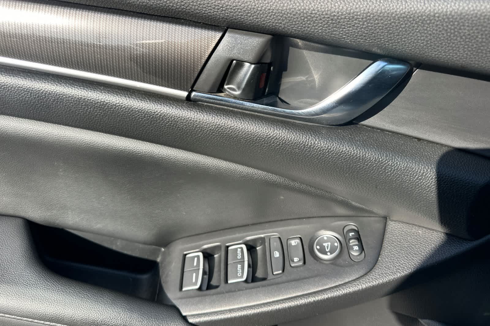 Thumbnail: 2021 Honda Accord - 13