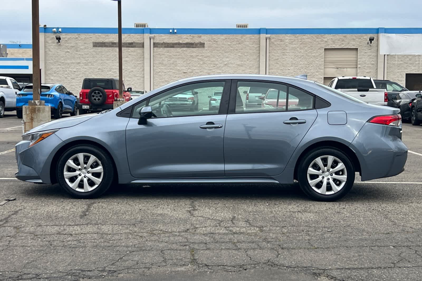 Thumbnail: 2025 Toyota Corolla - 6