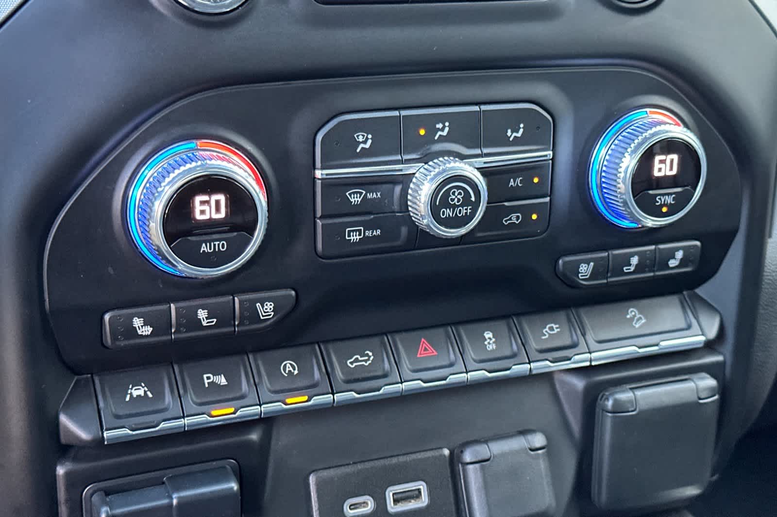 Thumbnail: 2020 GMC Sierra 1500 - 21