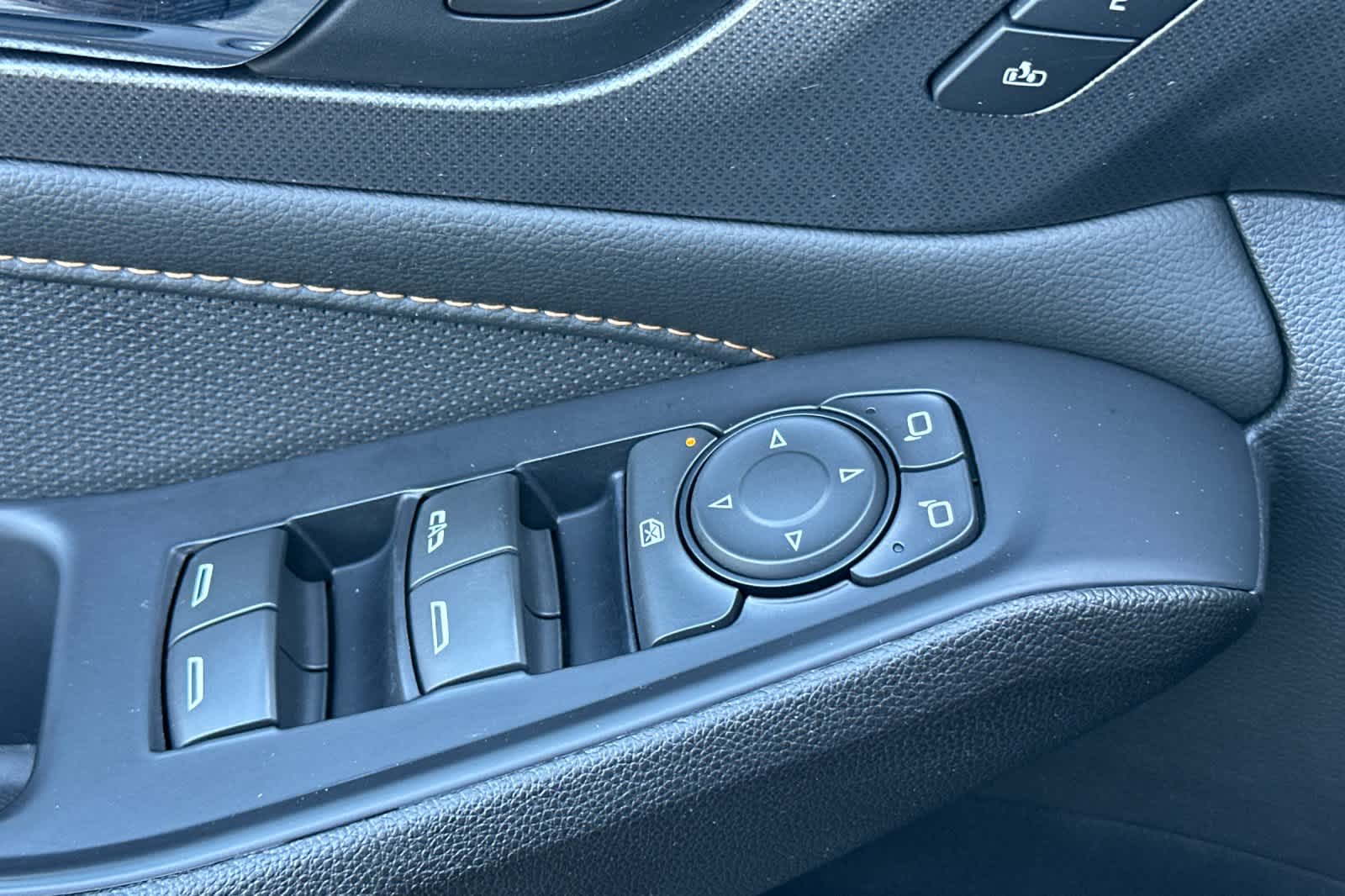 Thumbnail: 2021 Chevrolet Traverse - 13