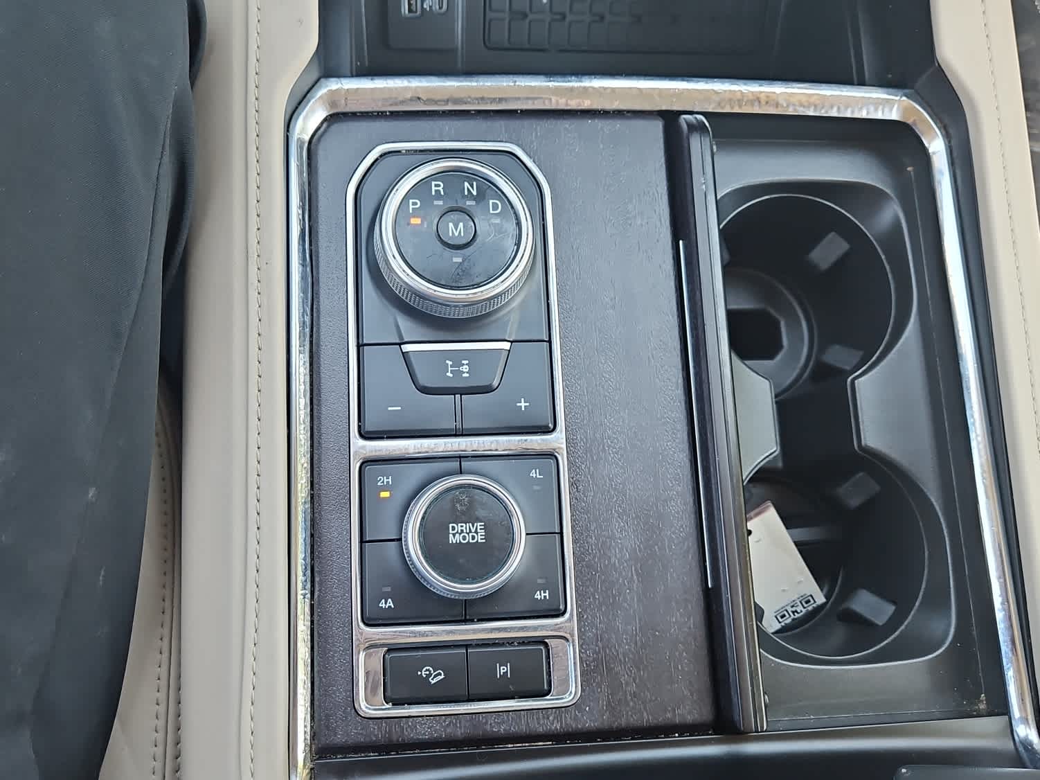 Thumbnail: 2023 Ford Expedition MAX - 16