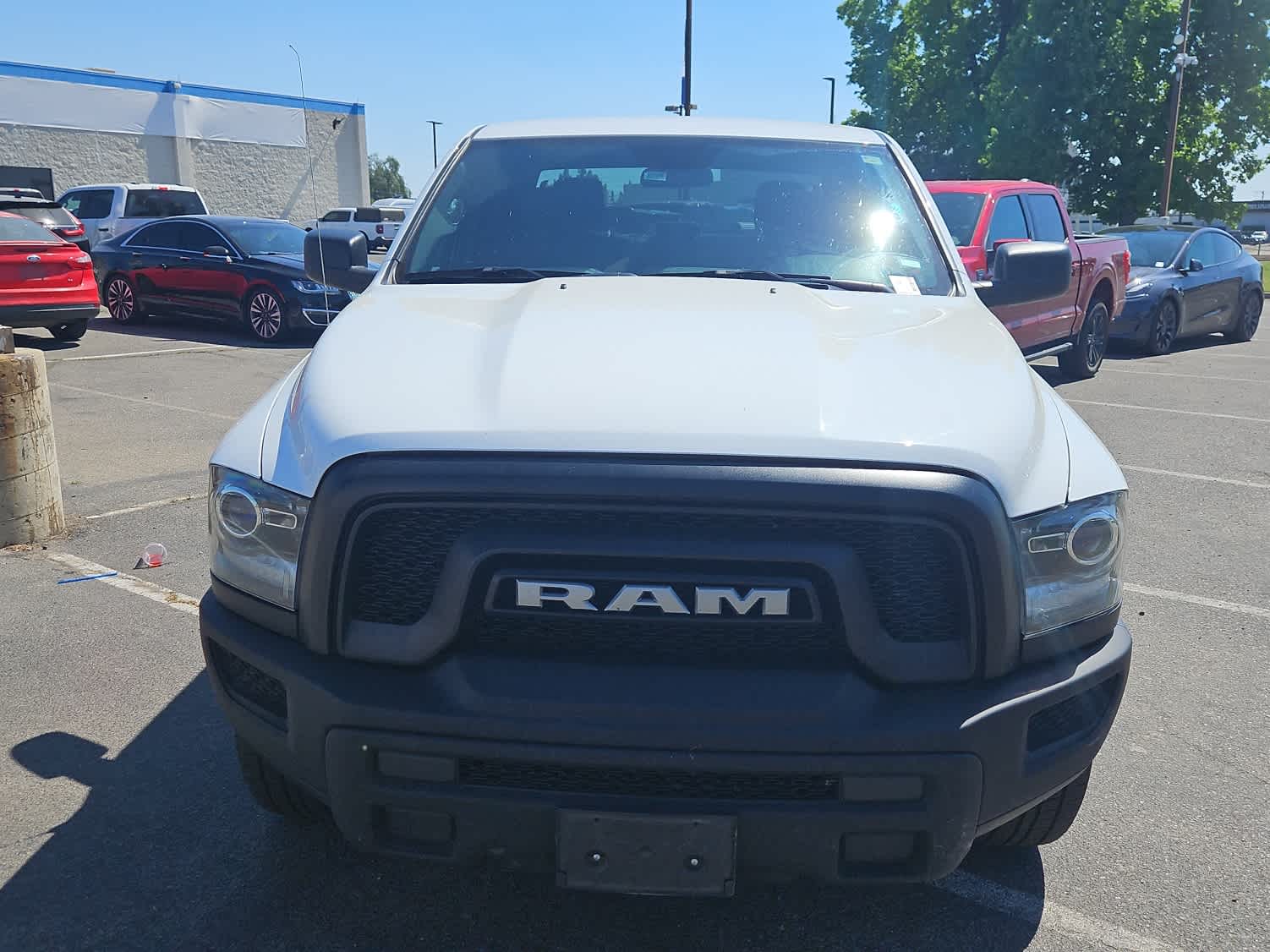 Thumbnail: 2024 RAM 1500 Classic - 4