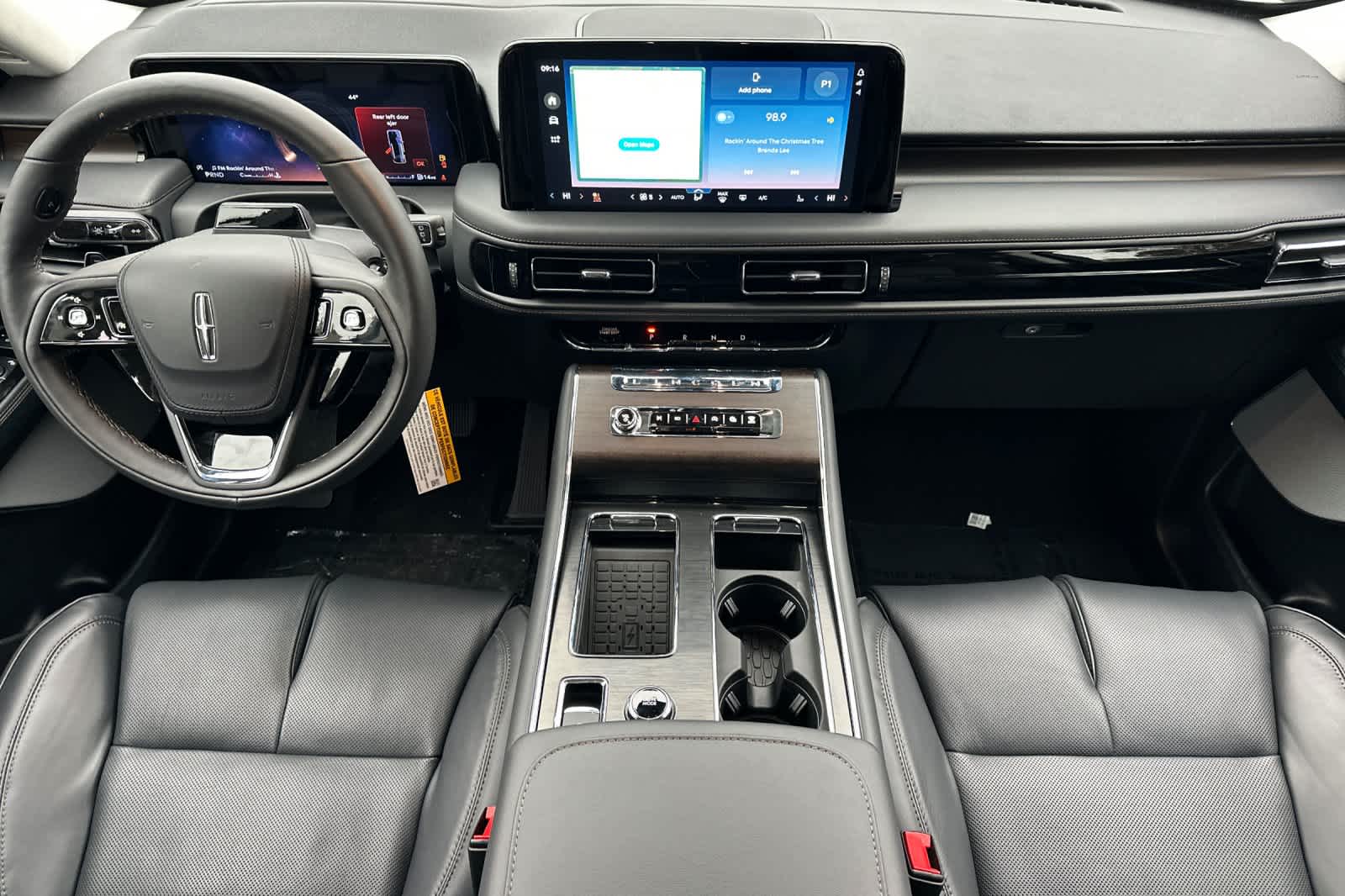 Thumbnail: 2026 Lincoln Aviator - 3