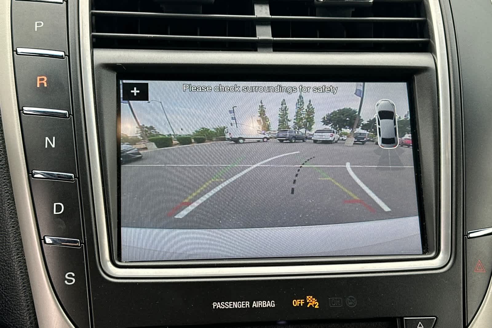 Thumbnail: 2017 Lincoln MKX - 20