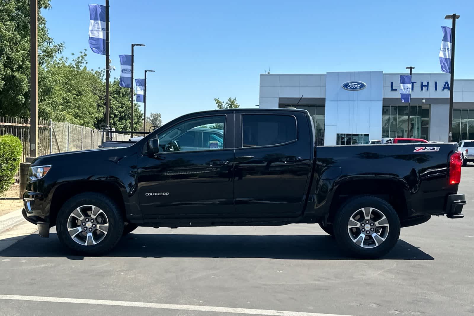 Thumbnail: 2020 Chevrolet Colorado - 5