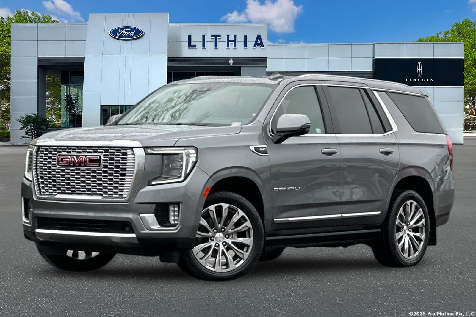 2021 GMC Yukon Denali's photo
