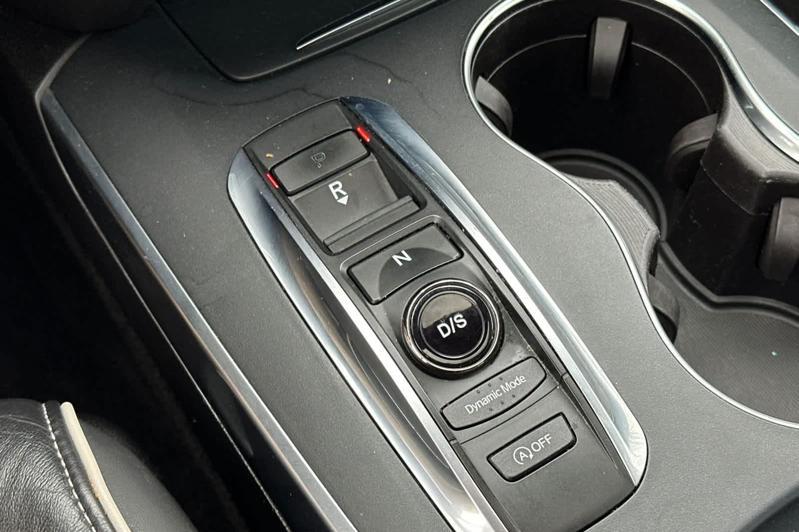 Thumbnail: 2017 Acura MDX - 22