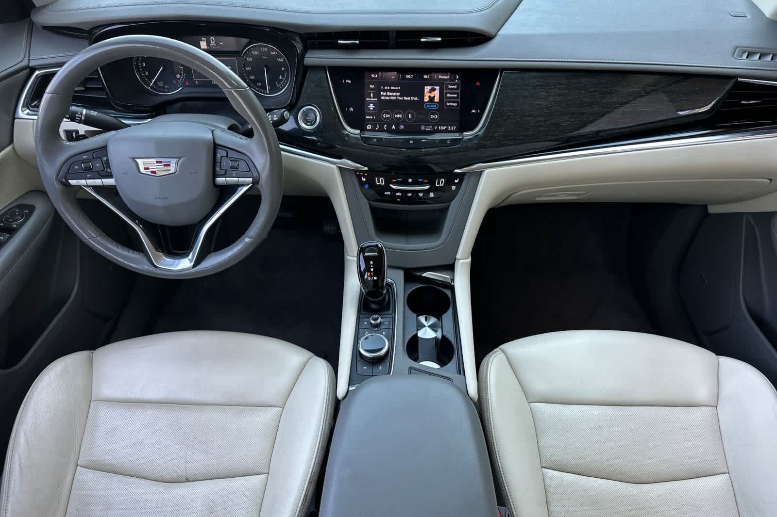 Thumbnail: 2021 Cadillac XT6 - 3